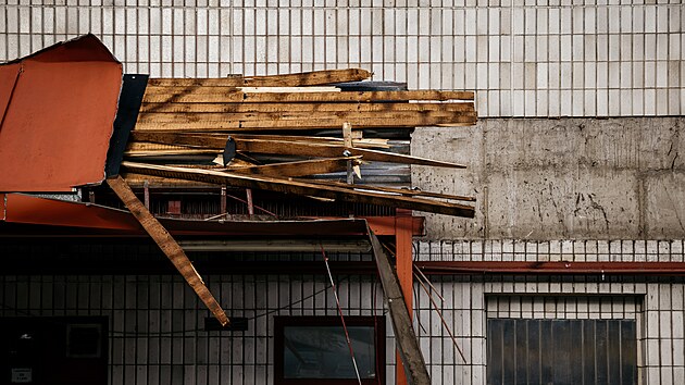 Na Českomoravské se začalo bourat. Stanice metra u O2 areny se od ledna na rok zavře. (21. listopadu 2024)