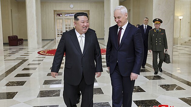 Ruský ministr obrany Andrej Belousov se setkal se severokorejským vůdcem Kim Čong-Unem. (29. listopadu)