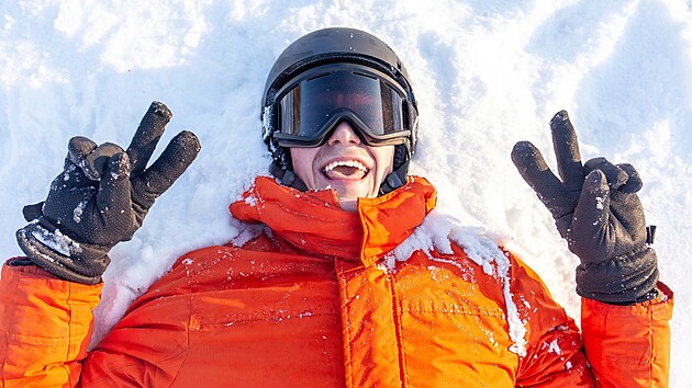 Sněžná slepota vzniká v důsledku nadměrného vystavení nechráněného oka UV záření. Zažít ji můžete ve vysokohorských podmínkách.