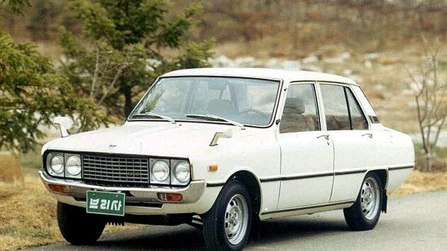 Kia Brisa z poloviny 70. let byla v podstatě Mazda 1000.