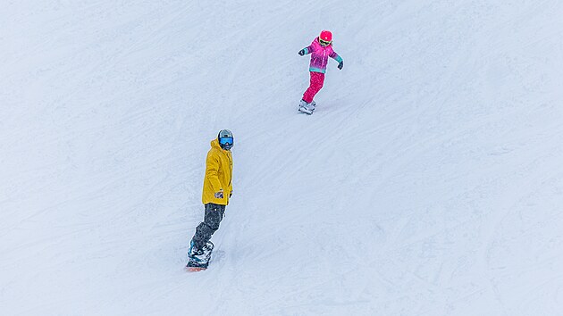 První lyžování na Medvědíně ve Špindlerově Mlýně (6.12.2024).
