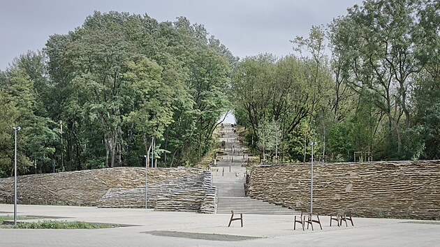 Park u Mohyly Varšavského povstání vyhrál Evropskou cenu za veřejný prostor... Park u Mohyly Varšavského povstání vyhrál Evropskou cenu za veřejný prostor...