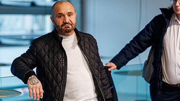 Igor Pokoš čelí u olomouckého krajského soud obžalobě z rozsáhlého podvodu se škodou 36 milionů korun. (10. prosince 2024)