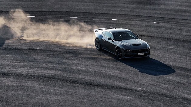 Ford Mustang Dark Horse