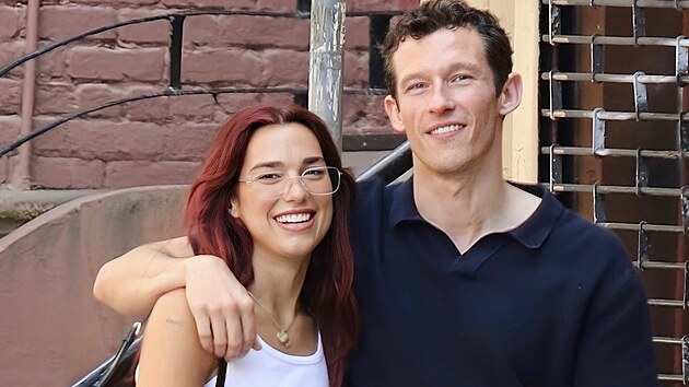 Dua Lipa a Callum Turner (červen 2024)