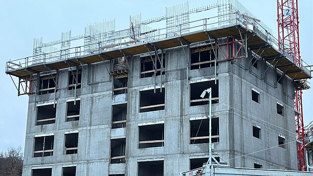 Stavba v ulici Komárkova na Praze 4 (8. ledna 2025)