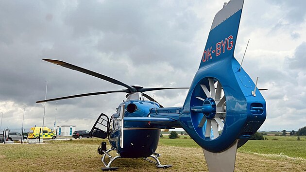 Policisté po letní střelbě u benzinky pátrali po útočníkovi i ukryté zbrani. (1. července 2024)