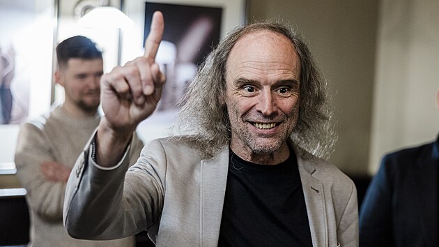 Zdeněk Papoušek uspěl v doplňovacích senátních volbách v Brně. (18. ledna 2025)