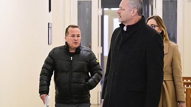Obžalovaný muž Václav Socher u Městského soudu, který projednává případ fyzického konfliktu mezi cyklistou a řidičkou auta v centru Prahy (23. ledna 2025)