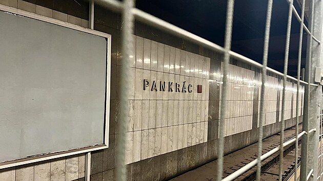 Na stanici metra Pankrác začala kompletní rekonstrukce spojená s propojením stanice na nově vznikající linku metra D. (20. ledna 2025)