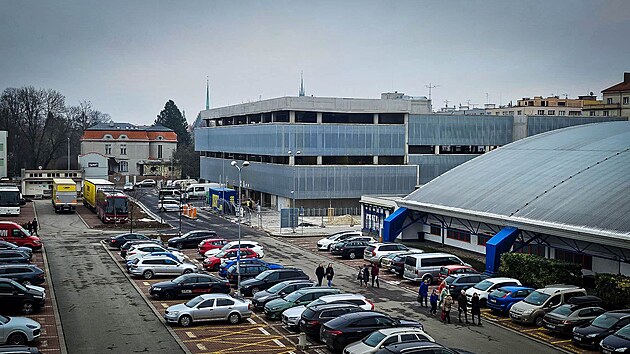 Parkovací dům u arény by měl otevřít 1. února v 15 hodin. (22. ledna 2025)