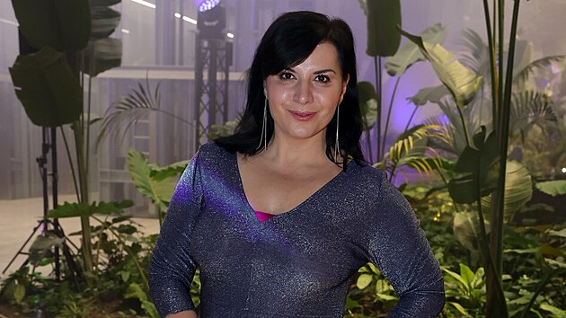 Opern&iacute; pěvkyně Andrea Kalivodov&aacute; je tak&eacute; veter&aacute;nkou na seznamu hostů na přehl&iacute;dk&aacute;ch Natali Ruden.