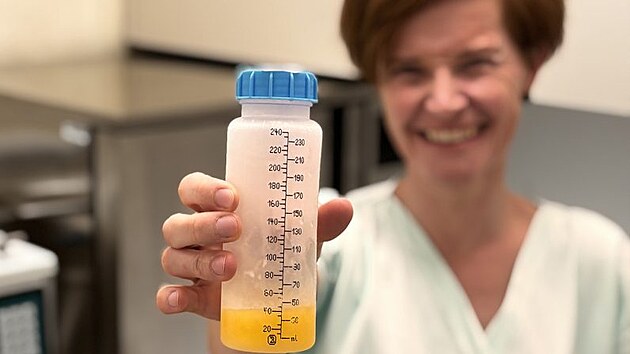 Díky nadšení zainteresovaného personálu a za velké podpory vedení jihlavské nemocnice se na novorozenecké jednotce intenzivní péče podařilo otevřít sběrnu mateřského mléka.