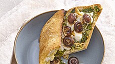 Křupavá focaccia se žampiony a sýrem Křupavá focaccia se žampiony a sýrem