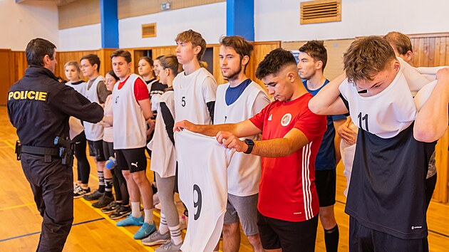 Fyzické testy nanečisto prověřily zdatnost zájemců o práci u policie. (5. února 2025)