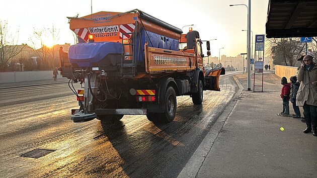 V pražských Modřanech došlo k havárii vodovodu. (5. února 2025)