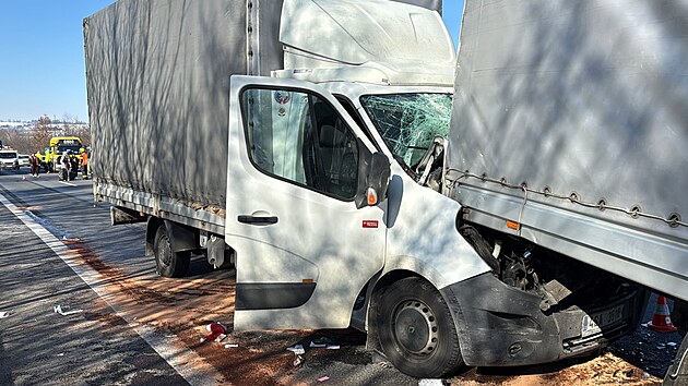 Dálnici D7 uzavřela zhruba na 5. kilometru na trase z Chomutova do Prahy hromadná nehoda. (18. února 2025)