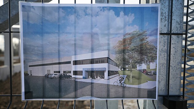 Takto by měla jedna z lesnovských hal Vakuum Bohemia vypadat podle vizualizace zavěšené na oplocení stavby.