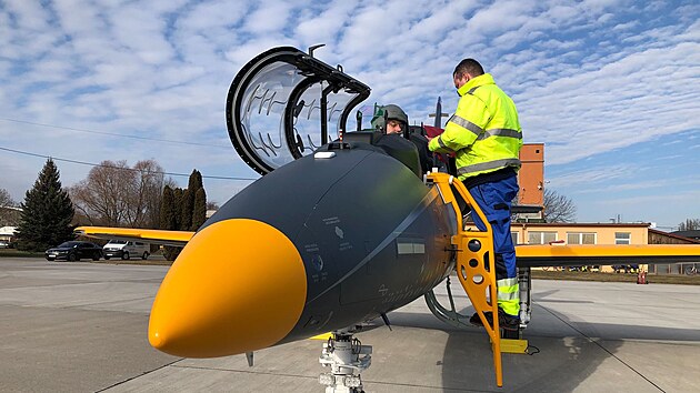 První dva nové letouny L-39 Skyfox vstoupily do služby v pardubickém Centru leteckého výcviku. (10. února 2025)