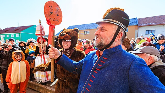 V Hanáckém muzeu v přírodě v Příkazech se konal program Ostatke na Hané, který ukázal, jak vypadaly tradiční masopustní oslavy. Součástí byl i zvyk předání vlády nad obcí chase.