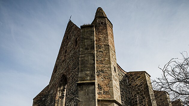 Archeologové při průzkumu kláštera Rosa Coeli v Dolních Kounicích na Brněnsku nalezli historické artefakty.