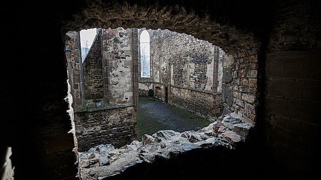 Archeologové při průzkumu kláštera Rosa Coeli v Dolních Kounicích na Brněnsku nalezli historické artefakty.