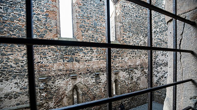 Archeologové při průzkumu kláštera Rosa Coeli v Dolních Kounicích na Brněnsku nalezli historické artefakty.