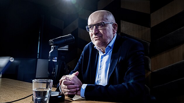 Hostem pořadu Rozstřel je Mikuláš Bek (STAN), současný ministr školství, mládeže a tělovýchovy.