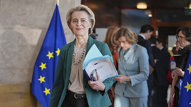 Ursula von der Leyenová před představením strategie na posílení obrany Unie do roku 2030 (19. března 2025)