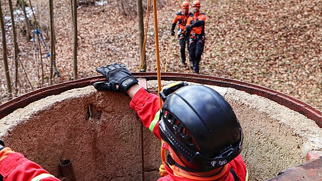 Hasiči z Olomouckého kraje cvičili v Moravském krasu.