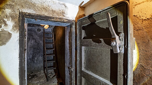 Záběry z krytu, který má zaniknout v průběhu přestavby smíchovského nádraží. (21. března 2025)