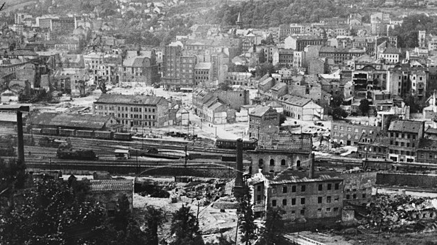 Celkový pohled na centrum Ústí nad Labem v roce 1946