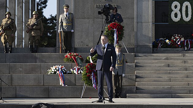 Slovenský premiér Robert Fico při oslavách 80. výročí osvobození Bratislavy za druhé světové války. (4. dubna 2025)