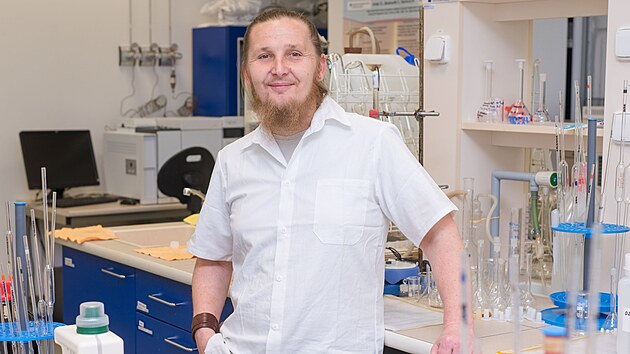 Vědec Jaroslav Filip z Fakulty technologické univerzity Tomáše Bati ve Zlíně (duben 2025)