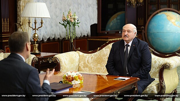 Šéf ruské civilní rozvědky SVR Sergej Naryškin se v Minsku setkal s běloruským prezidentem Alexandrem Lukašenkem. (15. dubna 2025)