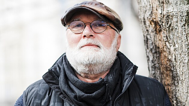 Koncem 80. let pracoval Tomáš Rothröckl ve Státním ústavu památkové péče a... Koncem 80. let pracoval Tomáš Rothröckl ve Státním ústavu památkové péče a...