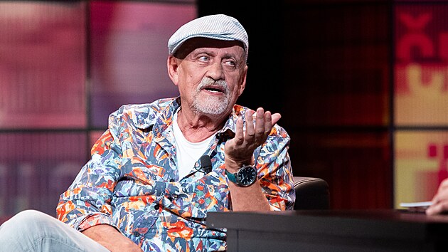 Richard Tesař&iacute;k v pořadu 7 p&aacute;dů Honzy Dědka (15. dubna 2025)