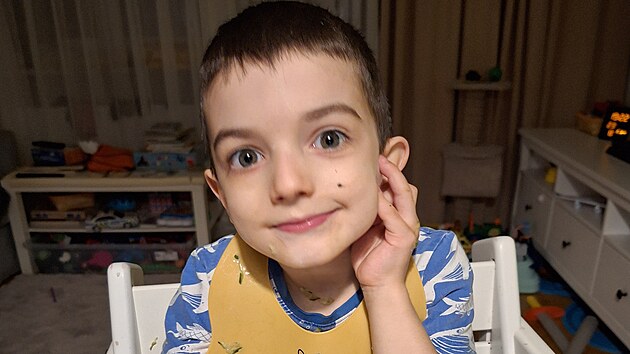 Dnes sedmiletý Honzík dělá ve své léčbě velké pokroky.