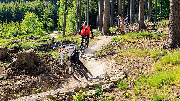 Cyklo ar&eacute;na Vysočina u Nov&eacute;ho Města na Moravě patř&iacute; mezi bikery k nejnav&scaron;těvovaněj&scaron;&iacute;m c&iacute;lům v cel&eacute;m kraji.