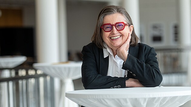 Slovenská herečka Zuzana Kronerová převzala ve Zlíně divadelní cenu Martina Porubjaka. (květen 2025)