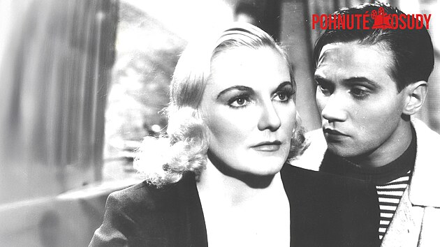 Jiřina Štěpničková a Rudolf Hrušínský ve filmu Barbora Hlavsová z roku 1942 Jiřina Štěpničková a Rudolf Hrušínský ve filmu Barbora Hlavsová z roku 1942
