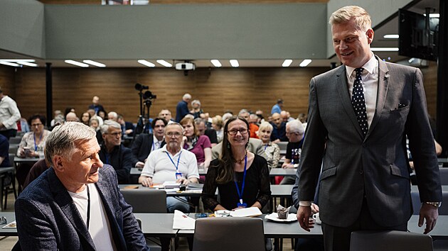 Na přednášce v Konzervativním kempu - europoslanec Filip Turek (vpravo) a... Na přednášce v Konzervativním kempu - europoslanec Filip Turek (vpravo) a...