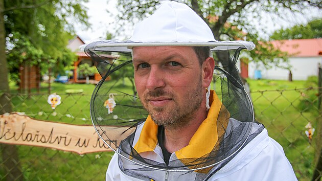 Michal Hojda včelař&iacute; od loňsk&eacute;ho roku.