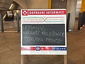 Provoz pražského metra na lince C v úseku Letňany - Nádraží Holešovice zastavil... Provoz pražského metra na lince C v úseku Letňany - Nádraží Holešovice zastavil...