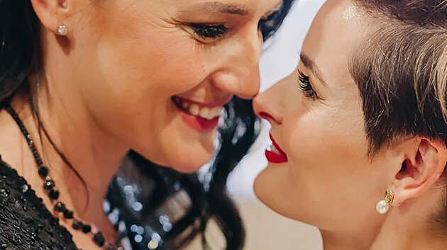 PARTNERKA. S Andreou se vzaly v prosinci 2023.