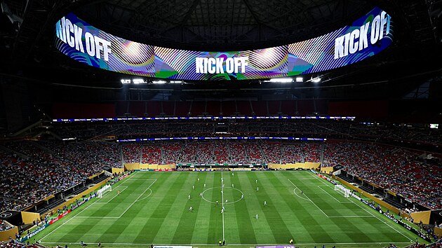 Pohled dovnitř Atlanta Stadium a obrovskou LED obrazovku. Pohled dovnitř Atlanta Stadium a obrovskou LED obrazovku.