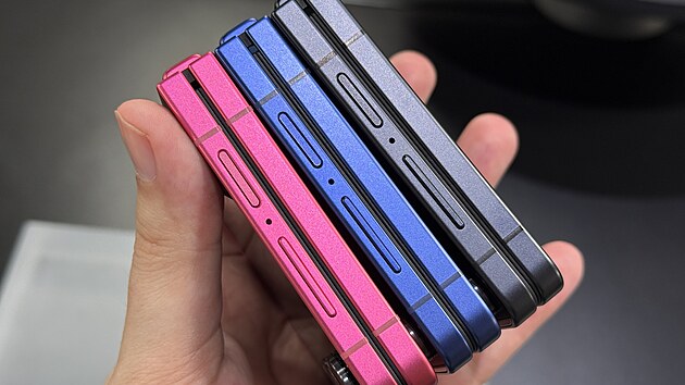 Samsung Galaxy Z Flip 7 Samsung Galaxy Z Flip 7