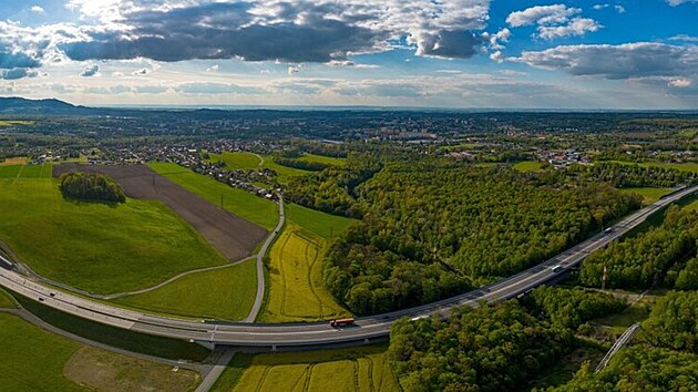 Obchvat Frýdku-Místku vyvolává emoce i po svém zprovoznění. (17. července 2025)