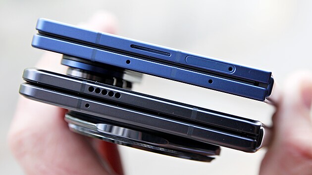 Honor Magic V5 a Samsung Galaxy Fold 7 Honor Magic V5 a Samsung Galaxy Fold 7