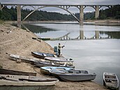 Na snímku Tábořiště Stará cesta u obce Temešvár s výhledem na Podolský most (6.... Na snímku Tábořiště Stará cesta u obce Temešvár s výhledem na Podolský most (6....